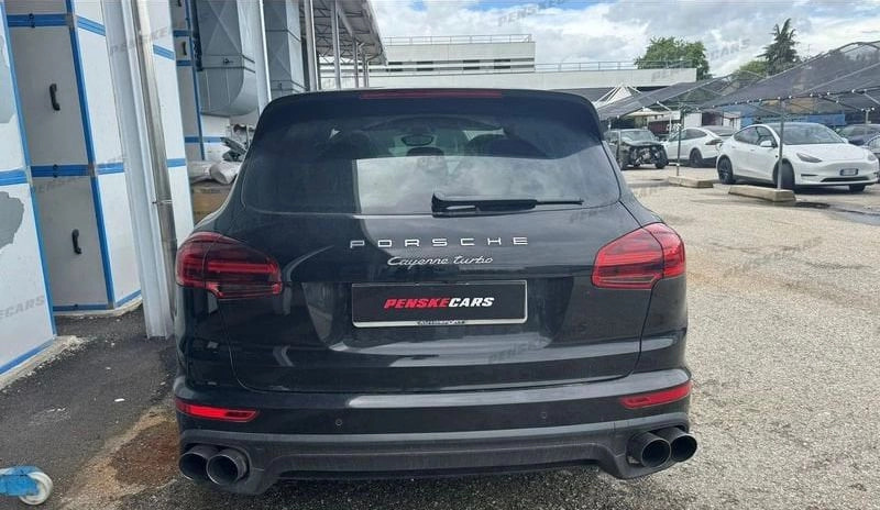 Porsche Cayenne cena 84700 przebieg: 219000, rok produkcji 2015 z Kartuzy małe 56